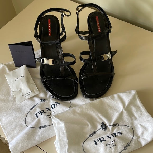 PRADA black strappy sandal. Size 39 - Picture 1 of 11